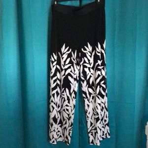 NWOT Black and White Palazzo Pants